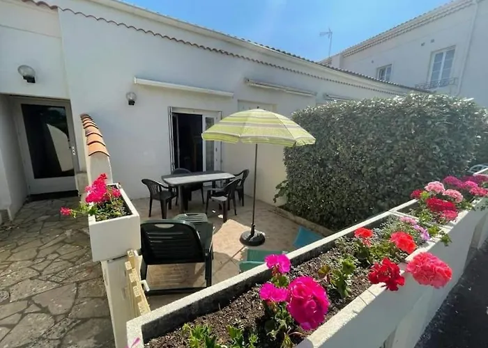 Studio Bord De Mer Avec Terrasse
